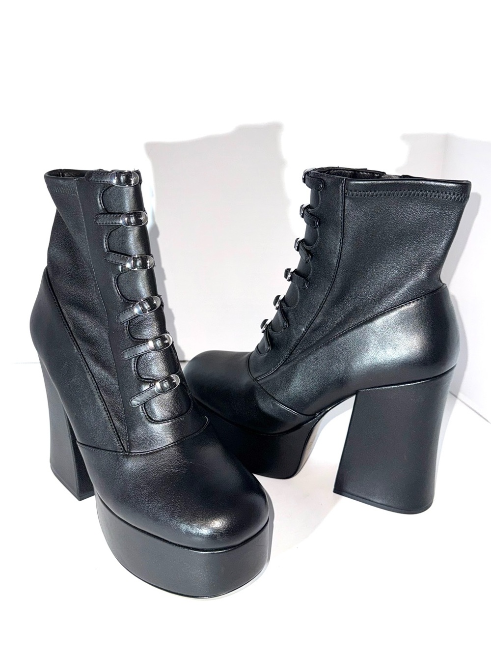 Marc Jacobs The Kiki Stretch Ankle Boots